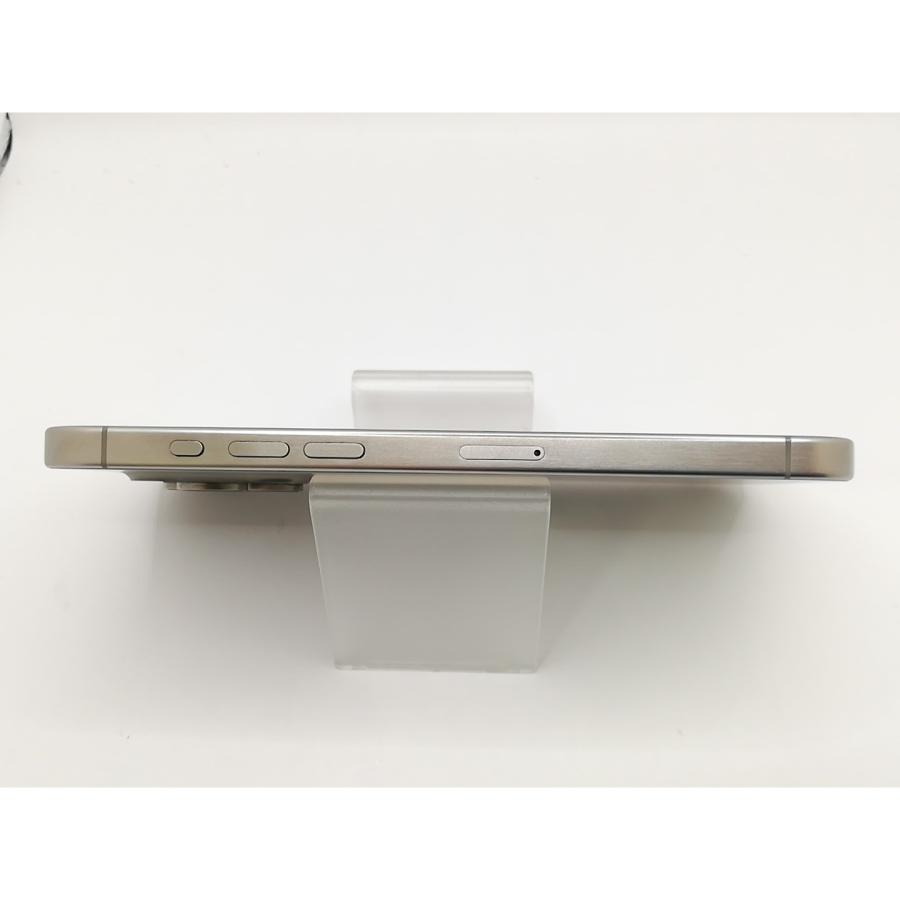 【中古】Apple 国内版 【SIMフリー】 iPhone 15 Pro Max 256GB ナチュラルチタニウム MU6R3J/A【戸塚】保証期間１ヶ月【ランクB】の画像