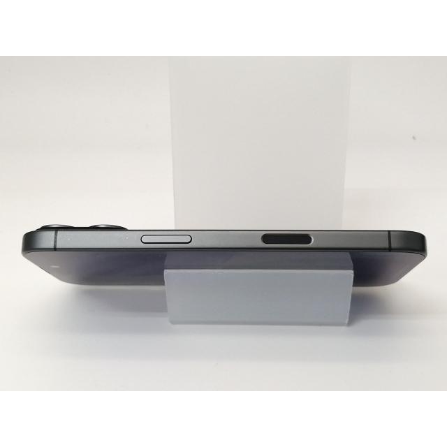 中古】Apple 国内版 【SIMフリー】 iPhone 17 256GB ブラック MG674J/A