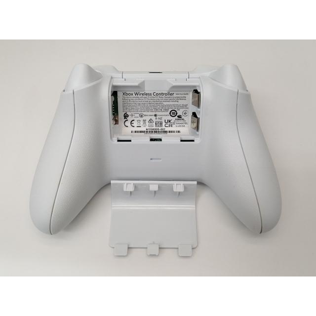 中古】Microsoft Xbox ワイヤレス コントローラー EP2-29921 [ロボット
