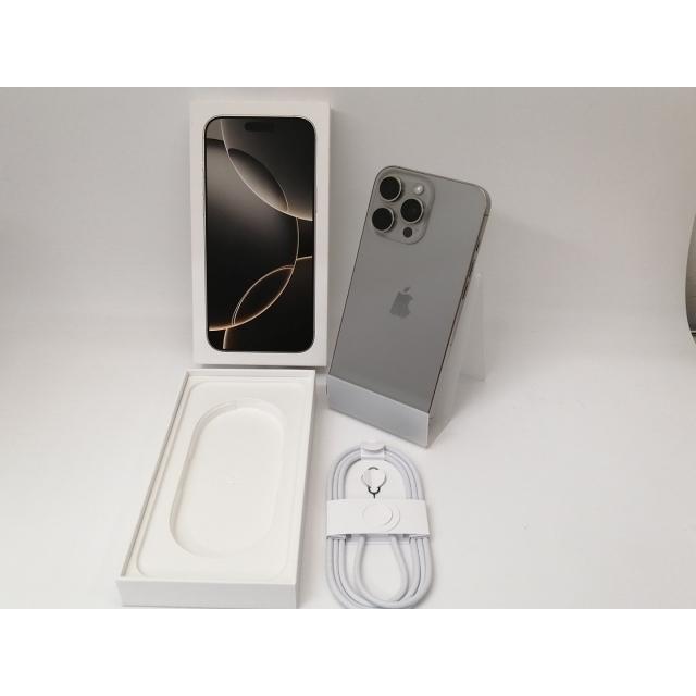 中古】Apple docomo 【SIMフリー】 iPhone 16 Pro Max 256GB