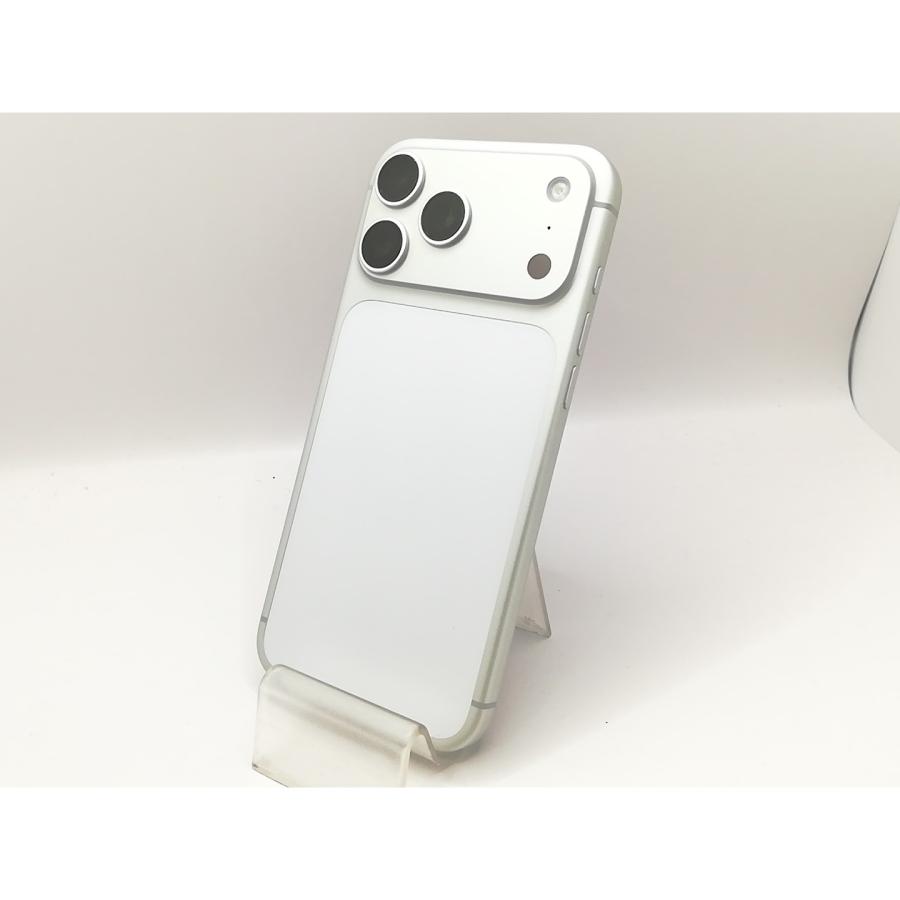 中古】Apple 国内版 【SIMフリー】 iPhone 17 Pro Max 512GB シルバー