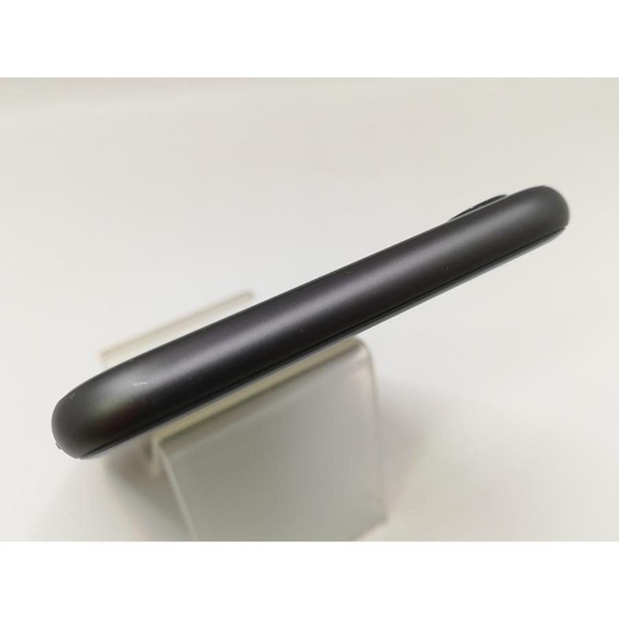 中古】Apple docomo 【SIMロック解除済み】 iPhone 8 64GB スペース