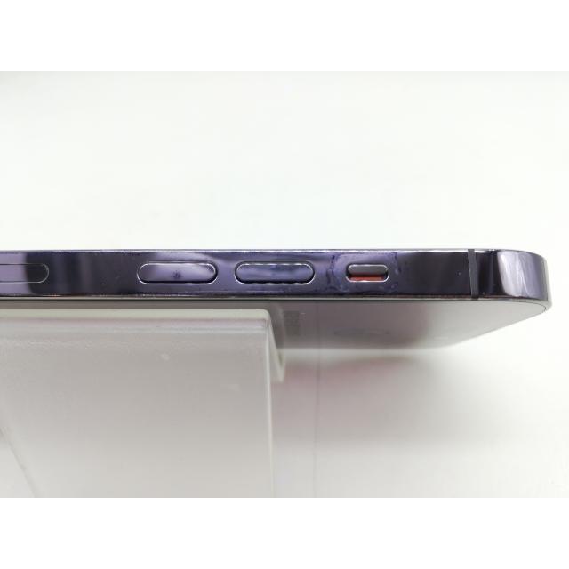【中古】Apple 国内版 【SIMフリー】 iPhone 14 Pro 1TB ディープパープル MQ313J/A【DS秋葉】保証期間１ヶ月【ランクB】の画像