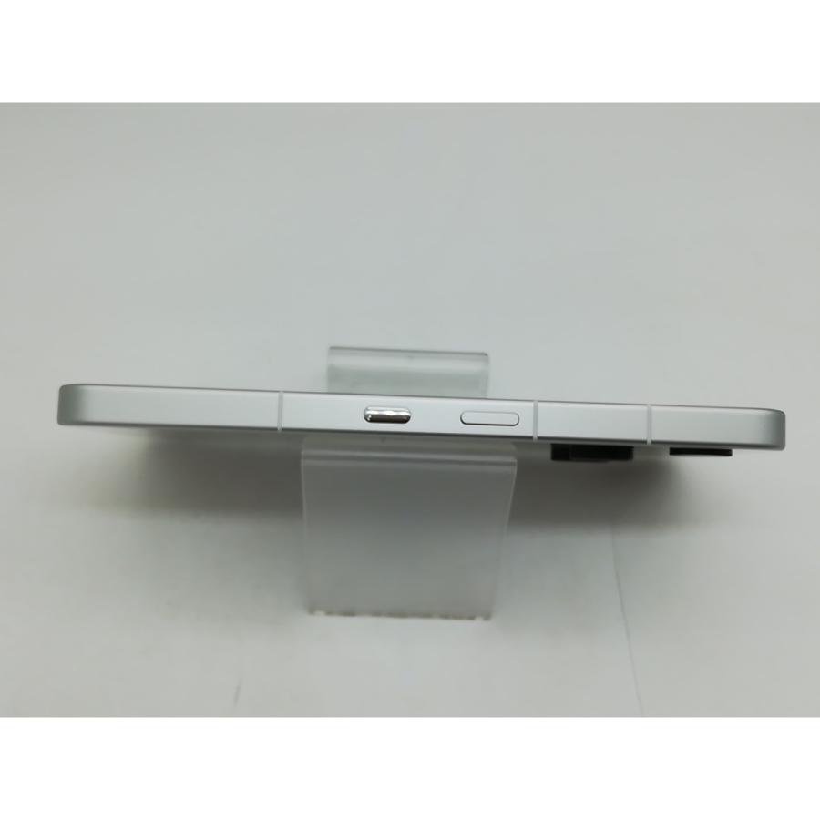 【中古】NOTHING 国内版 【SIMフリー】 Nothing Phone (3) ホワイト 12GB 256GB【秋葉本店】保証期間１ヶ月【ランクA】の画像