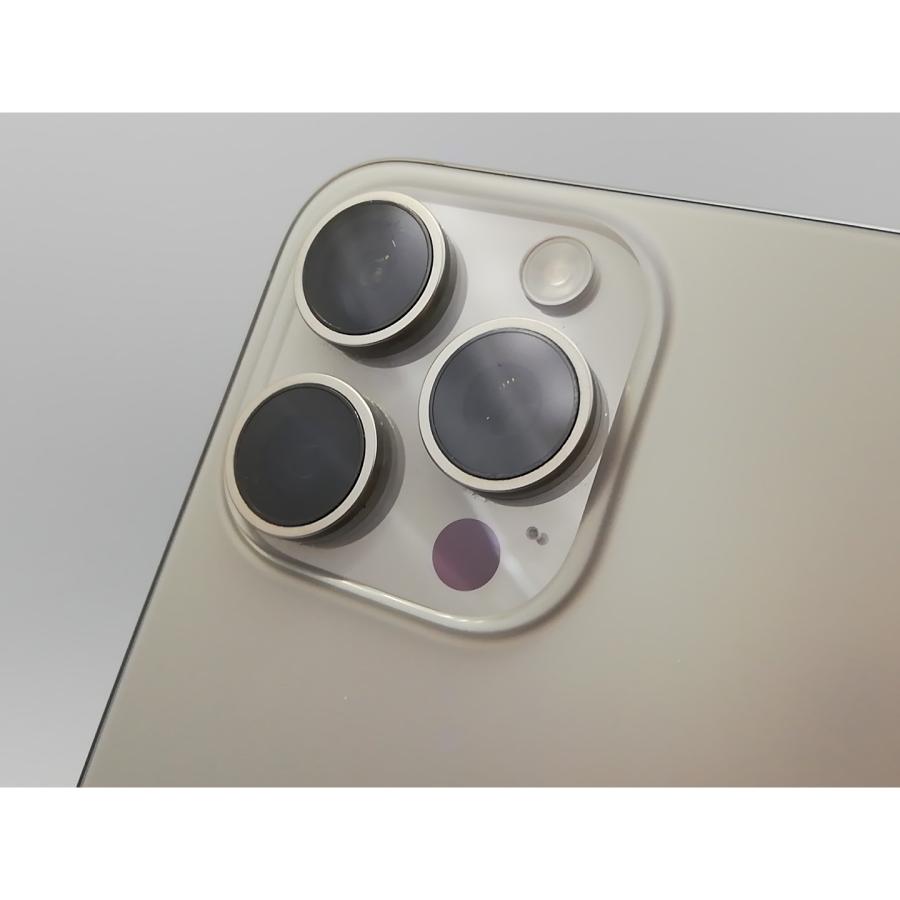 【中古】Apple SoftBank 【SIMフリー】 iPhone 15 Pro Max 256GB ナチュラルチタニウム MU6R3J/A【秋葉5号】保証期間１ヶ月【ランクB】の画像