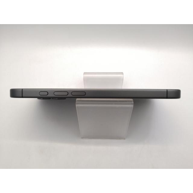 【中古】Apple 国内版 【SIMフリー】 iPhone 17 512GB ブラック MG6D4J/A【秋葉本店】保証期間１ヶ月【ランクA】の画像