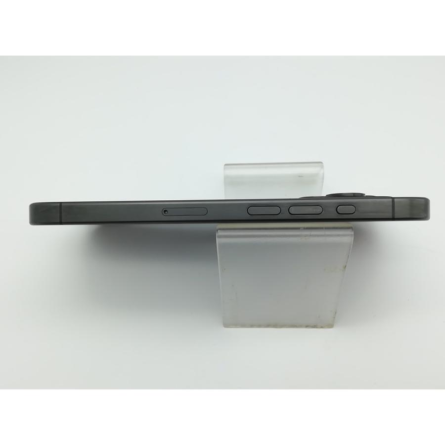 【中古】Apple SoftBank 【SIMフリー】 iPhone 15 Pro 128GB ブラックチタニウム MTU73J/A【秋葉本店】保証期間１ヶ月【ランクB】の画像