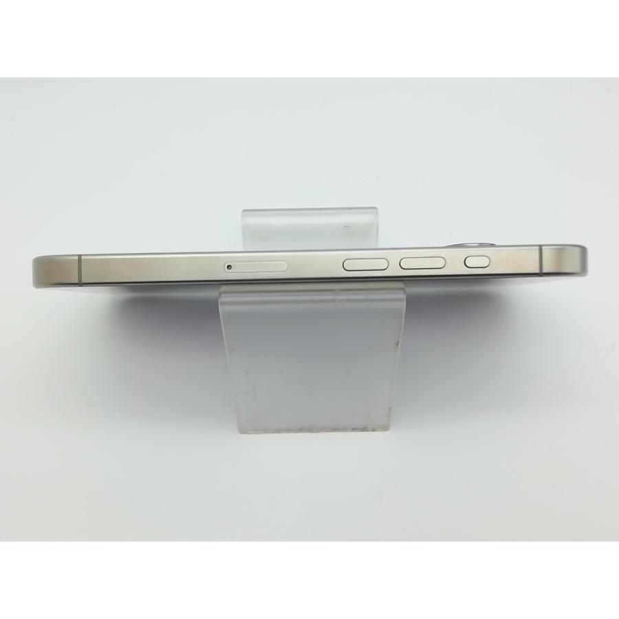 【中古】Apple au 【SIMフリー】 iPhone 15 Pro 256GB ナチュラルチタニウム MTUF3J/A【秋葉本店】保証期間１ヶ月【ランクB】の画像