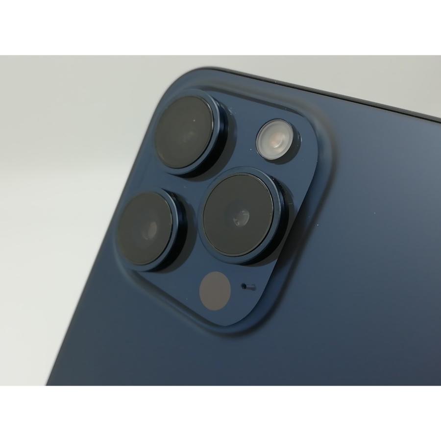 【中古】Apple 国内版 【SIMフリー】 iPhone 15 Pro 128GB ブルーチタニウム MTUA3J/A【秋葉5号】保証期間１ヶ月【ランクB】の画像