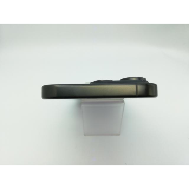 【中古】Apple 国内版 【SIMフリー】 iPhone 16 Pro 128GB ブラックチタニウム MYMV3J/A【神保町】保証期間１ヶ月【ランクA】の画像