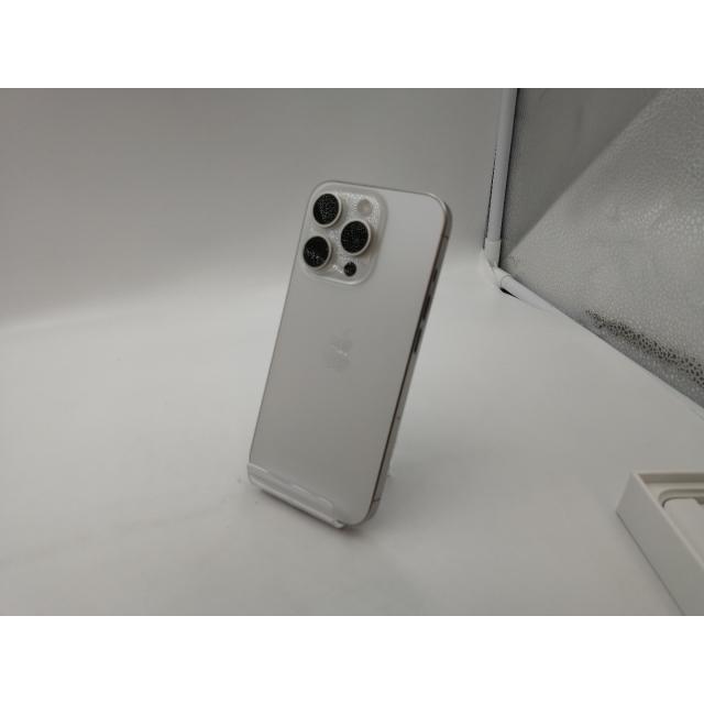 中古】Apple 国内版 【SIMフリー】 iPhone 15 Pro 128GB ホワイト 
