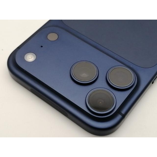 中古】Apple 国内版 【SIMフリー】 iPhone 17 Pro Max 512GB ディープ