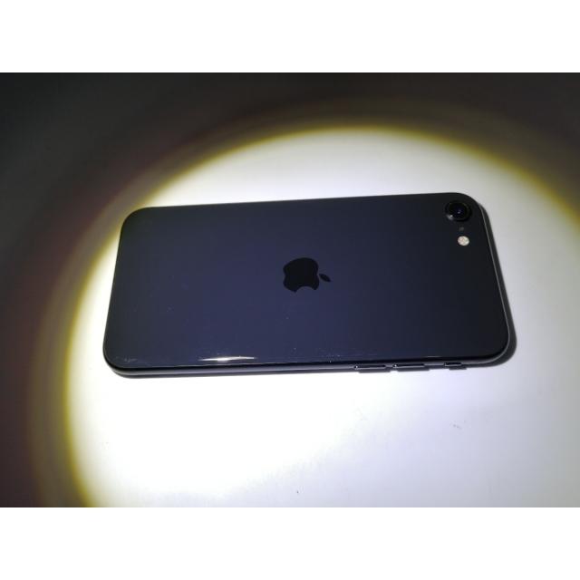 iPhone SE（第2世代） 【中古】Apple docomo 【SIMロック解除済み