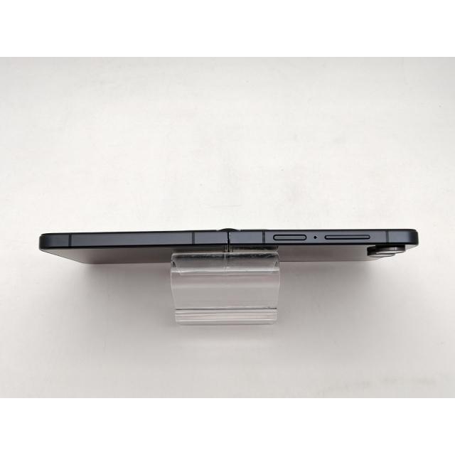 中古】SAMSUNG 国内版 【SIMフリー】 Galaxy Z Flip7 ジェットブラック