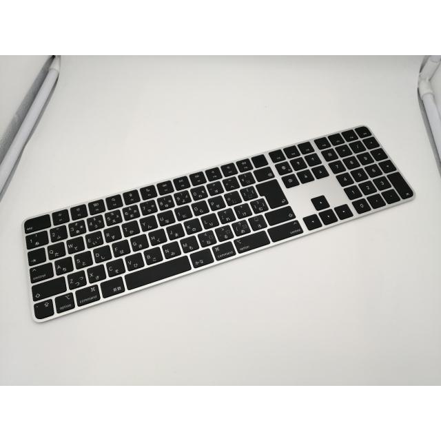 中古】Apple Magic Keyboard（テンキー付き/ブラックキー/Apple