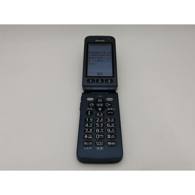 中古】Fujitsu docomo 【SIMロック解除済み】 らくらくホン F-01M