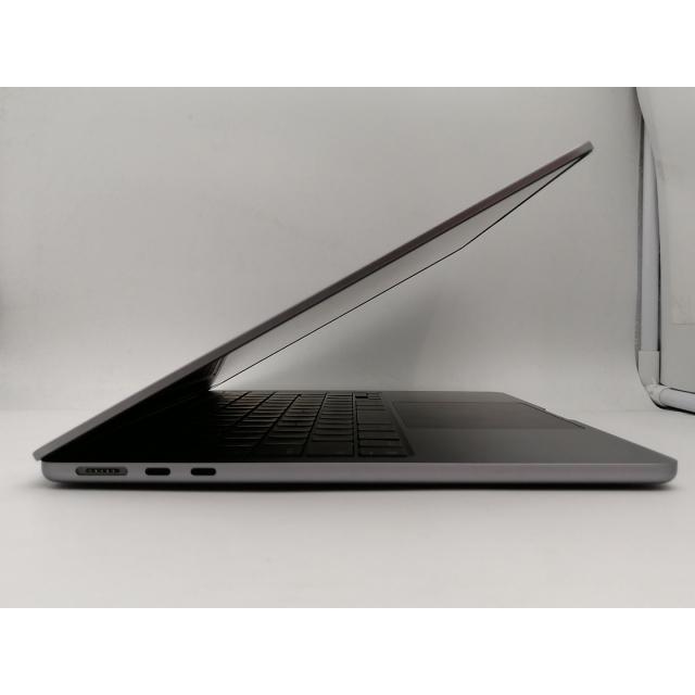 【中古】Apple MacBook Air 13インチ  M2(CPU:8C/GPU:8C) 8GB/256GB スペースグレイ MLXW3J/A (M2,2022)【なんば】保証期間１ヶ月【ランクB】の画像
