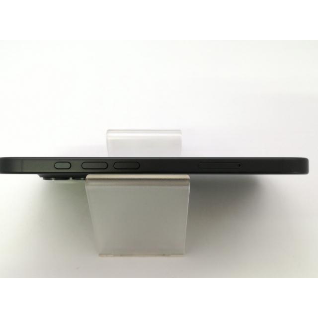 【中古】Apple 国内版 【SIMフリー】 iPhone 16 256GB ブラック MYDW3J/A【大阪堂島】保証期間１ヶ月【ランクA】の画像