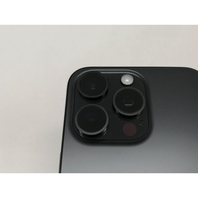 【中古】Apple SoftBank 【SIMフリー】 iPhone 15 Pro Max 512GB ブラックチタニウム MU6U3J/A【日本橋3】保証期間１ヶ月【ランクB】の画像