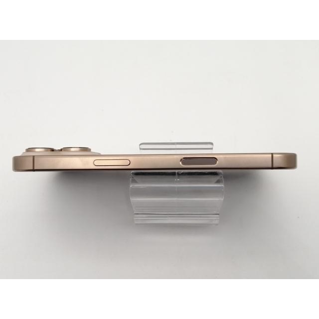 【中古】Apple 海外版 【SIMフリー】 iPhone 16 Pro 256GB デザートチタニウム【仙台駅東口】保証期間１ヶ月【ランクA】の画像