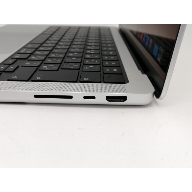 中古】Apple MacBook Pro 14インチ M5(CPU:10C/GPU:10C) 16GB/512GB