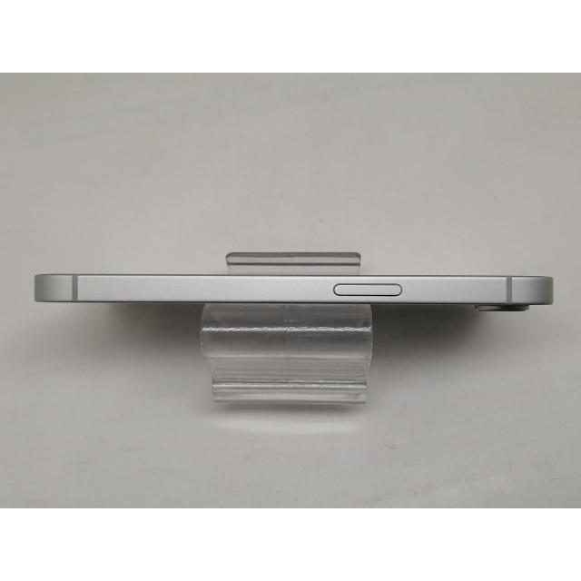 【中古】Apple 国内版 【SIMフリー】 iPhone 17e 256GB ホワイト MHRP4J/A【日本橋3】保証期間１ヶ月【ランクA】の画像