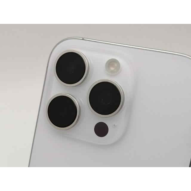 【中古】Apple docomo 【SIMフリー】 iPhone 16 Pro 256GB ホワイトチタニウム MYN13J/A【大阪本店】保証期間１ヶ月【ランクA】の画像