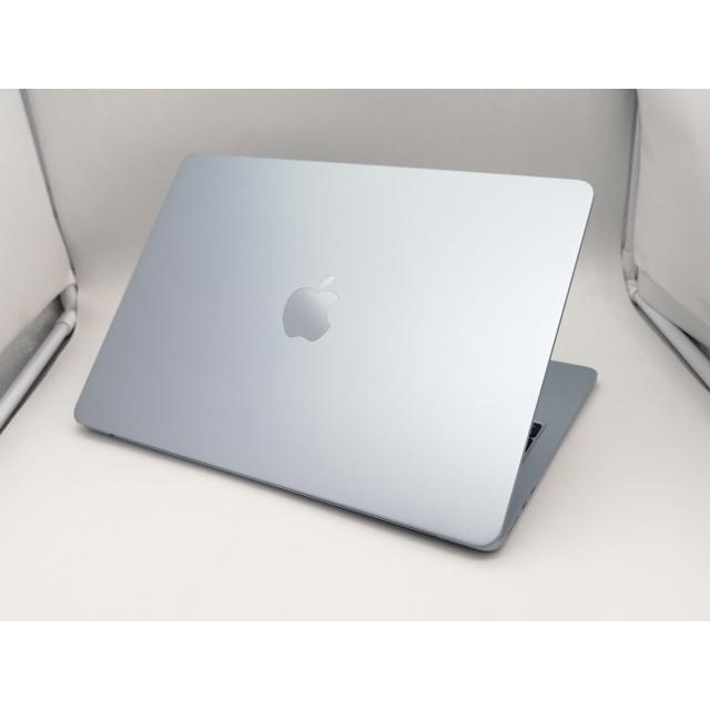 【中古】Apple MacBook Air 13インチ (M4,2025) M4(CPU:10C/GPU:8C) 16GB/256GB スカイブルー MC6T4J/A【なんば】保証期間１ヶ月【ランクA】の画像