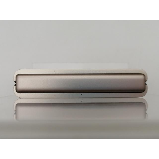 【中古】MOTOROLA SoftBank 【SIMフリー】 motorola razr 50s サンドクリーム 8GB 256GB A403MO【なんば】保証期間１ヶ月【ランクA】の画像