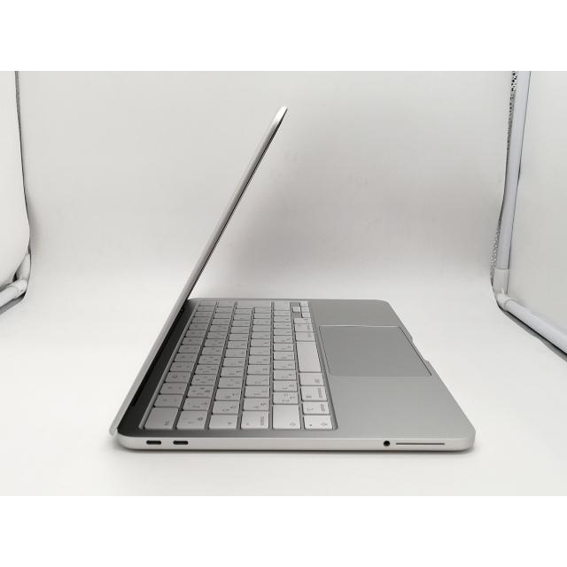 【中古】Apple MacBook Neo 13インチ A18 Pro(CPU:6C/GPU:5C) 8GB/256GB シルバー MHFA4J/A (13インチ,A18 Pro)【なんば】保証期間１ヶ月【ランクA】の画像