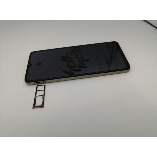 中古】MOTOROLA 国内版 【SIMフリー】 moto g06 PANTONE Laurel Oak