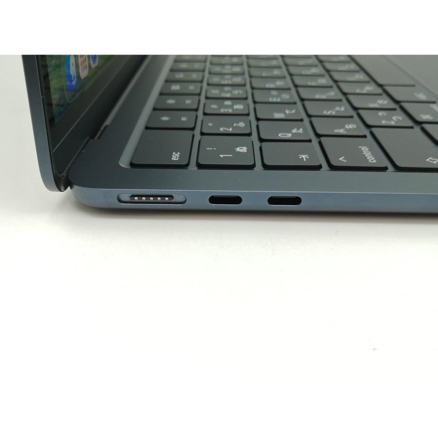 中古】Apple MacBook Air 13インチ (M4,2025) M4(CPU:10C/GPU:8C) 16GB