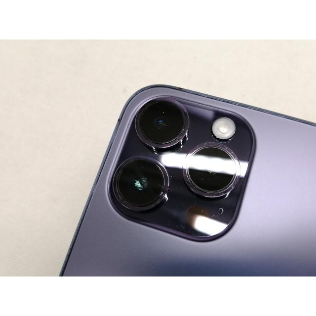 【中古】Apple 国内版 【SIMフリー】 iPhone 14 Pro 256GB ディープパープル MQ1E3J/A【仙台駅東口】保証期間１ヶ月【ランクB】の画像
