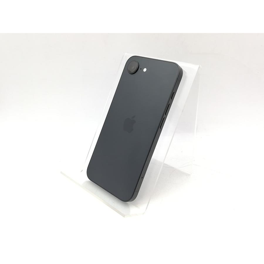 中古】Apple 国内版 【SIMフリー】 iPhone 16e 128GB ブラック MD1Q4J