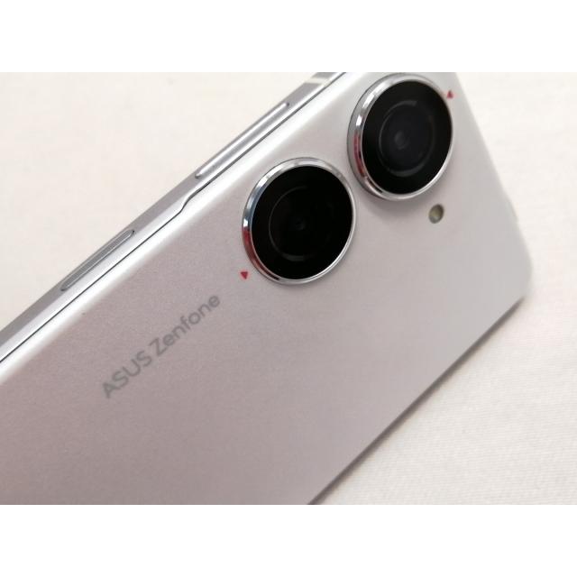 【中古】ASUS mineo 【SIMフリー】 Zenfone 10 8GB 256GB コメットホワイト ZF10-WH8S256【仙台駅東口】保証期間１ヶ月【ランクA】の画像