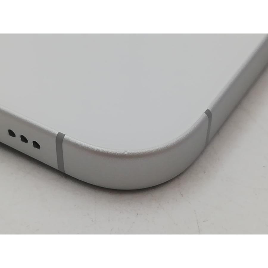 【中古】Apple 国内版 【SIMフリー】 iPhone 17 256GB ホワイト MG684J/A【大宮東口】保証期間１ヶ月【ランクA】の画像