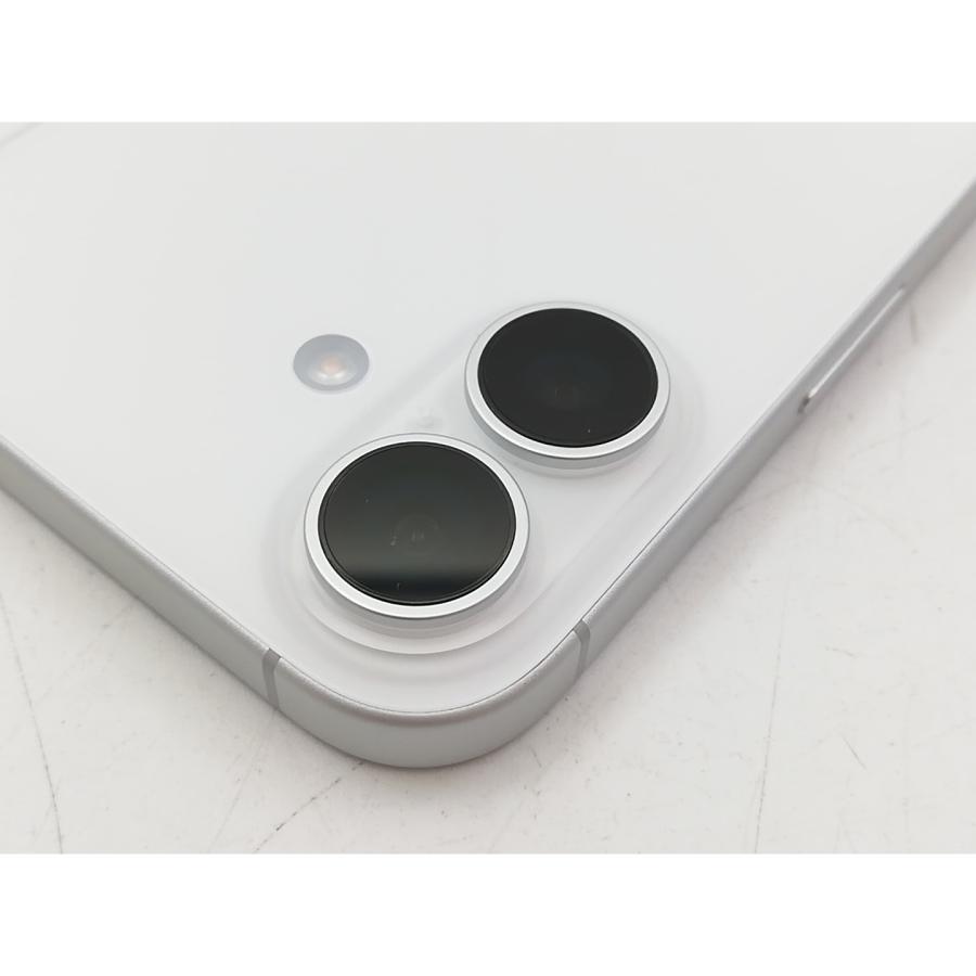 【中古】Apple 国内版 【SIMフリー】 iPhone 17 256GB ホワイト MG684J/A【大宮東口】保証期間１ヶ月【ランクA】の画像