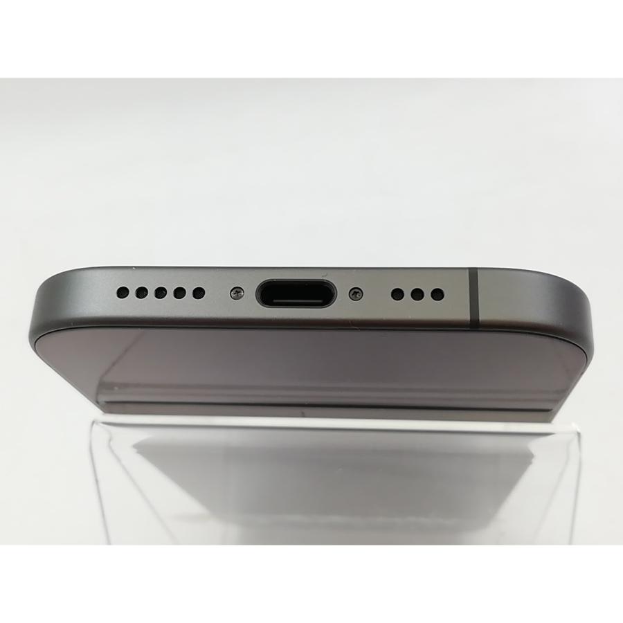 【中古】Apple 国内版 【SIMフリー】 iPhone 17 256GB ブラック MG674J/A【大宮東口】保証期間１ヶ月【ランクA】の画像