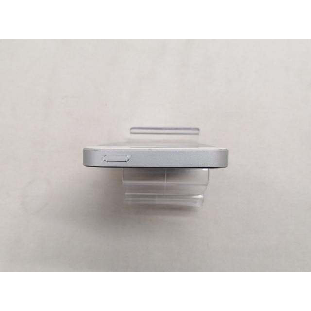 中古】Apple au 【SIMロック解除済み】 iPhone SE （第1世代） 32GB