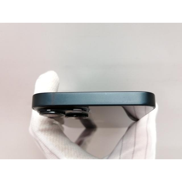 【中古】Apple docomo 【SIMフリー】 iPhone 14 256GB ミッドナイト MPVW3J/A【新宿】保証期間１ヶ月【ランクB】の画像