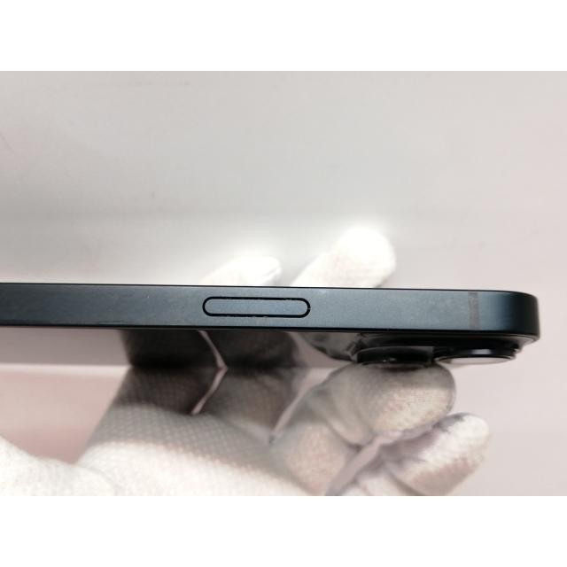 【中古】Apple docomo 【SIMフリー】 iPhone 14 256GB ミッドナイト MPVW3J/A【新宿】保証期間１ヶ月【ランクB】の画像