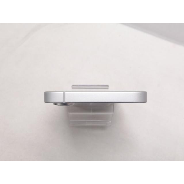 【中古】Apple au 【SIMフリー】 iPhone 16e 128GB ホワイト MD1R4J/A【仙台駅東口】保証期間１ヶ月【ランクA】の画像