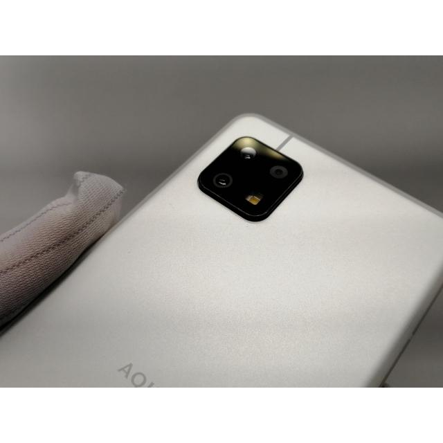 中古】SHARP au 【SIMフリー】 AQUOS sense6s シルバー 4GB 64GB SHG07