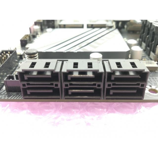 中古】GIGABYTE Z690M AORUS ELITE DDR4 Z690(DDR4)/LGA1700/2.5