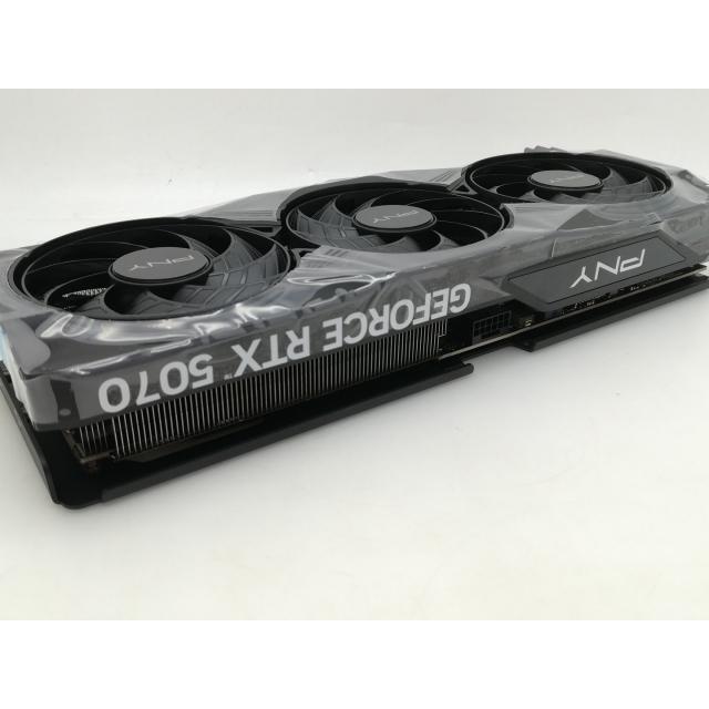 RTX5070 12GB 中古品 中古】PNY GeForce RTX 5070 12GB Overclocked Triple Fan