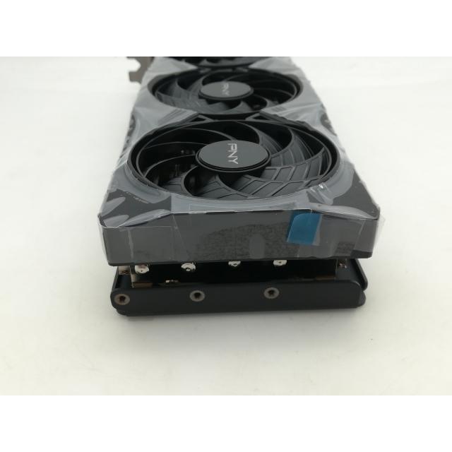 中古】PNY GeForce RTX 5070 12GB Overclocked Triple Fan