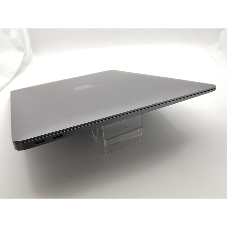 【中古】Apple MacBook Air 13インチ CTO (M1・2020) スペースグレイ Apple M1(CPU:8C/GPU:8C)/8G/2T【大須2】保証期間１ヶ月【ランクA】の画像