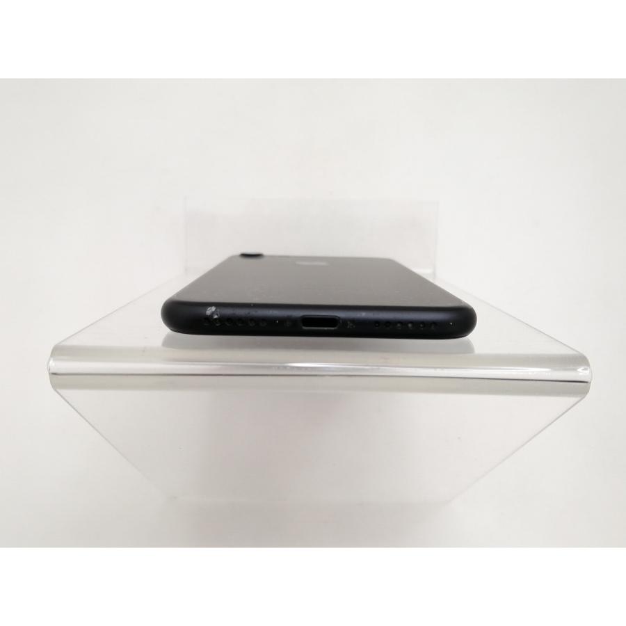中古】Apple docomo 【SIMロックあり】 iPhone 7 32GB ブラック MNCE2J