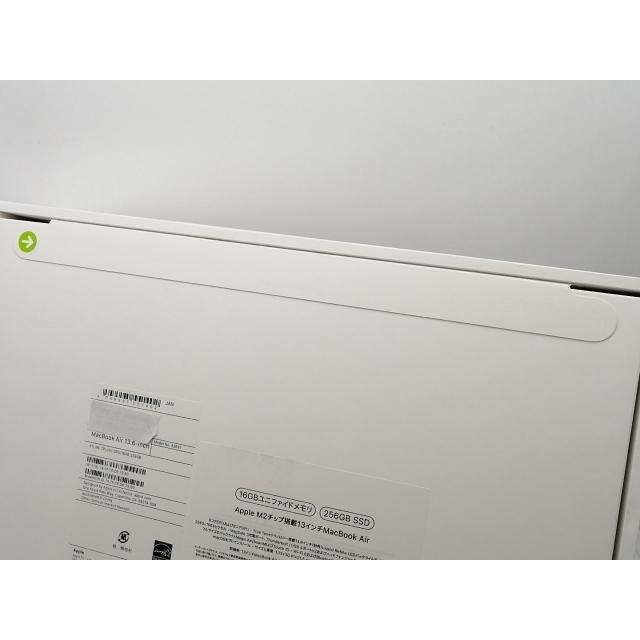 【未使用】Apple MacBook Air 13インチ M2(CPU:8C/GPU:8C) 16GB/256GB スターライト MC7W4J/A (M2,2022)【大須2】保証期間３ヶ月の画像