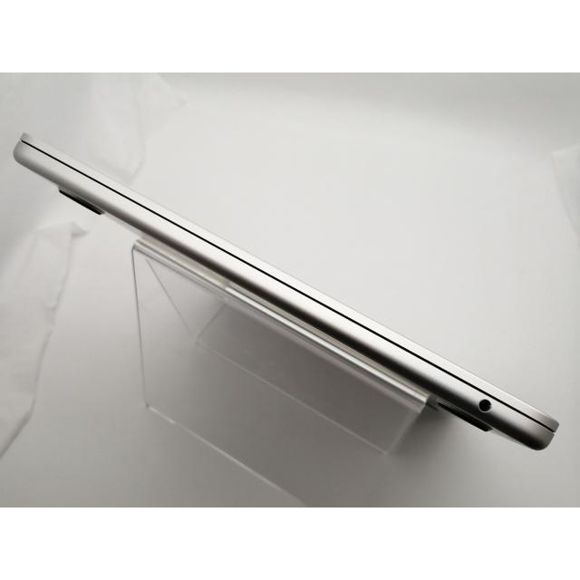 中古】Apple MacBook Air 13インチ M2(CPU:8C/GPU:8C) 16GB/256GB